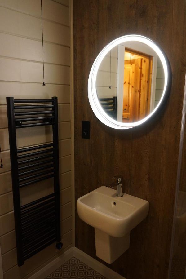 Cosy & Compact Rowan No4 Lodge